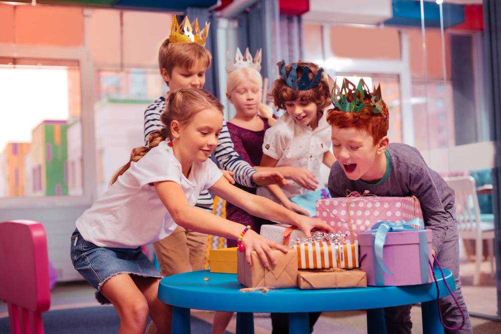 Indoor birthday party venues in Abu Dhabi offering safe, climate-controlled spaces with fun activities.